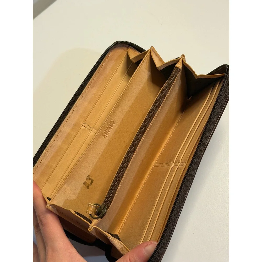 VTG Coach‎ Wallet Brown Signature Canvas Suede Trim Zip Around Accordion Clutch